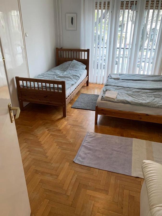 Cargo Rooms And Apartment Boedapest Buitenkant foto